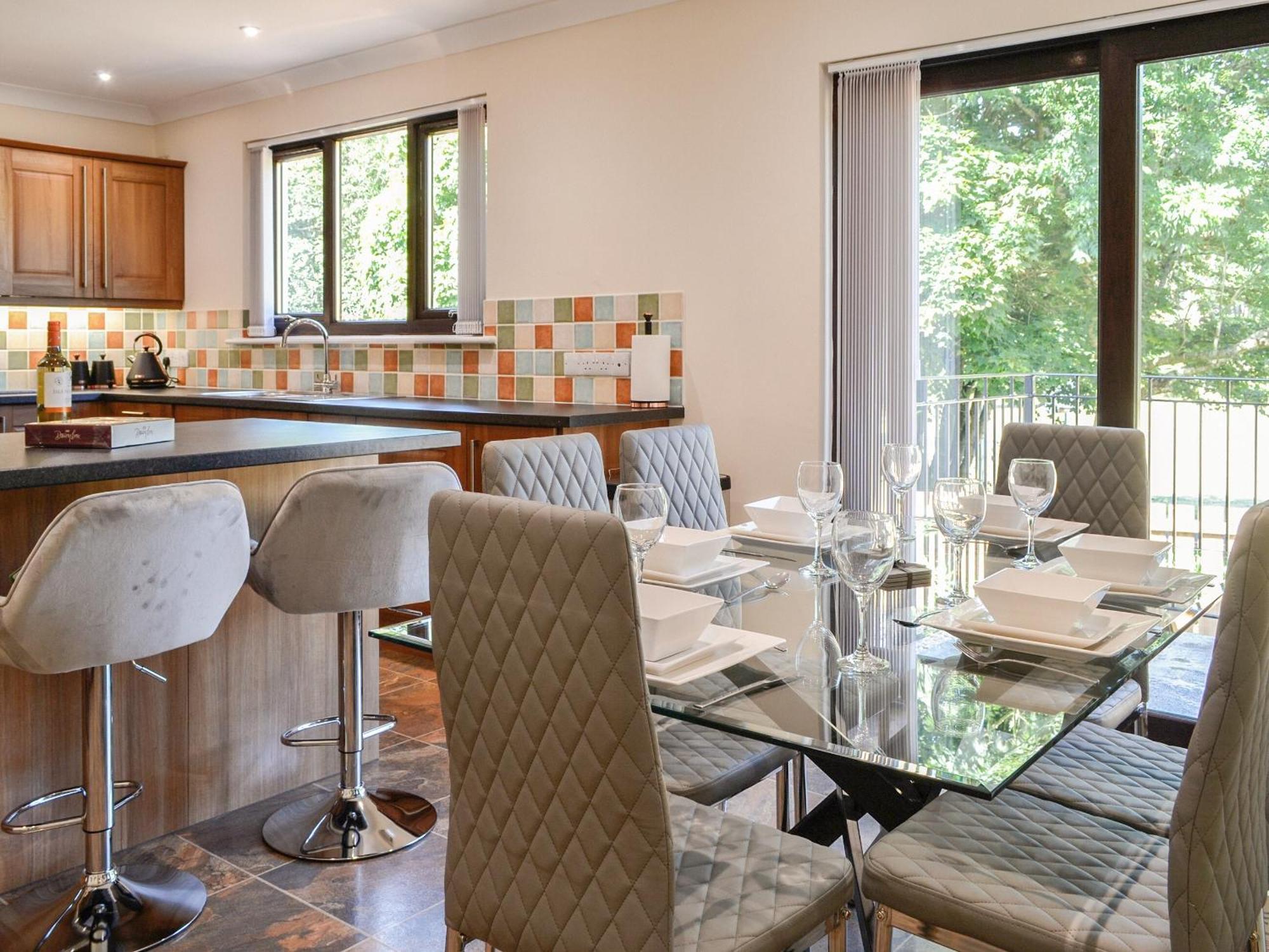 Park Lane Villa Auldgirth Bagian luar foto